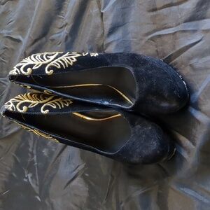 Colin Stewart Gold embroidered black suede platform pumps